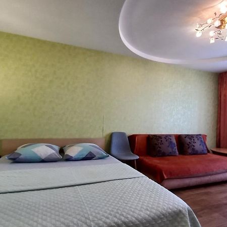 Комфортная 1-Комнатная Новопречистенская 1 Cherkasy Bagian luar foto